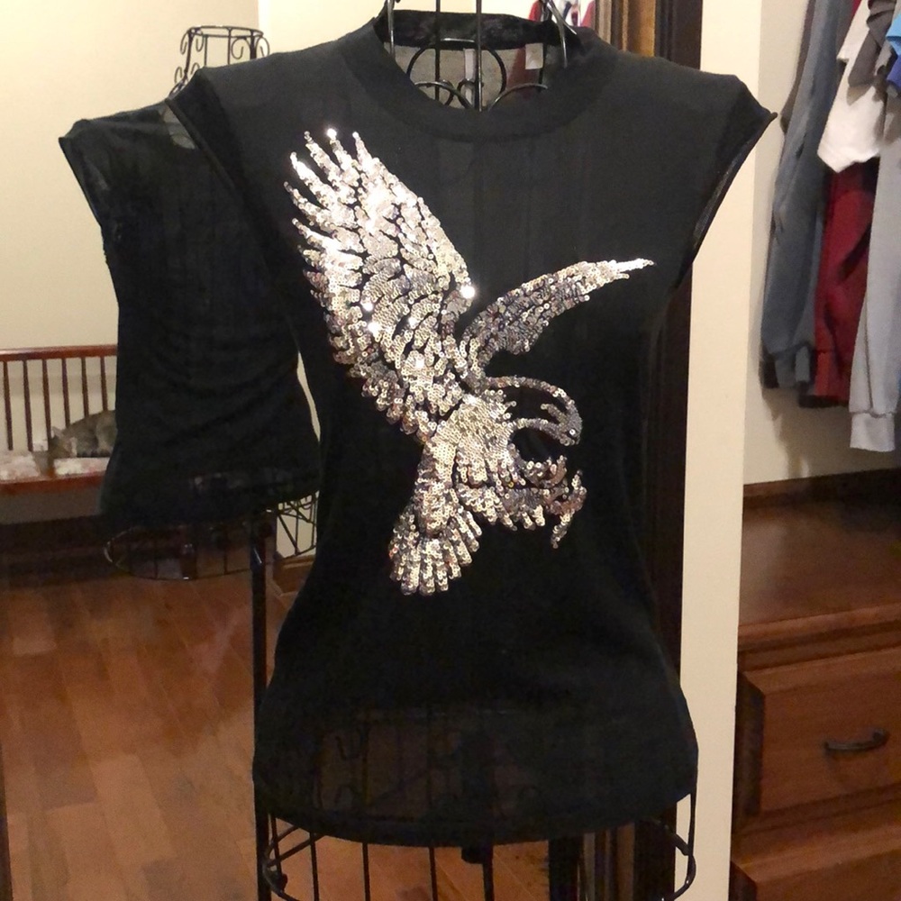 IISLI TOP, SEQUINED EAGLE